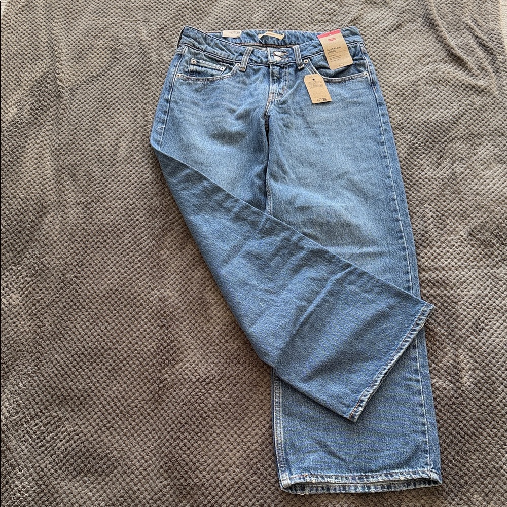 NWT Levi's Low Rise Jeans